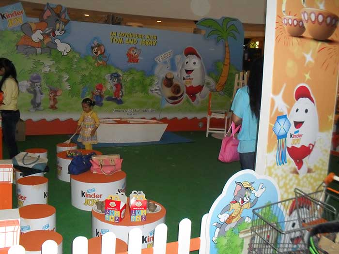 Looking at The Horizon